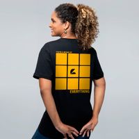 CAMISETA PRETA - MOSAICO FLOPI