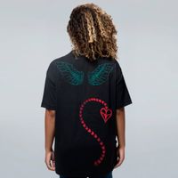 CAMISETA OVERSIZED PRETA COM COSTURA VERMELHA - REST