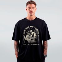 CAMISETA OVERSIZED PRETA - FIGHTING MY DEMONS