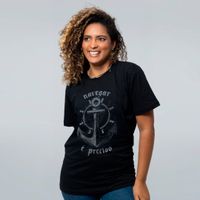 CAMISETA PRETA - NAVEGAR É PRECISO