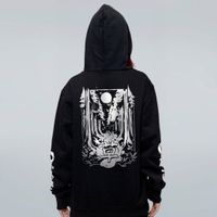 MOLETOM PRETO - LUZ ENTRE FOLHAS