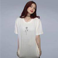 CAMISETA OFF WHITE - ROSES ARE RED