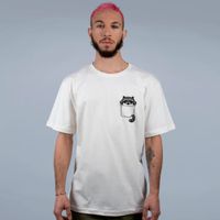 CAMISETA OFF WHITE - GUAXINIM BOLSO PRETA