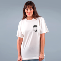 CAMISETA OFF WHITE - GUAXINIM BOLSO PRETA