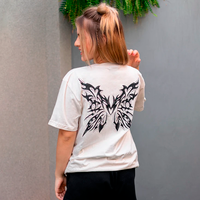 CAMISETA OFF WHITE - METAMORPHOSIS