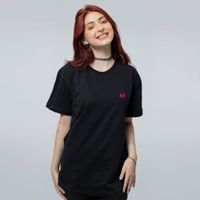CAMISETA PRETA - BURACO NEGRO