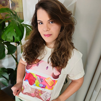 CAMISETA OFF WHITE - POR TRÁS DAS CÂMERAS