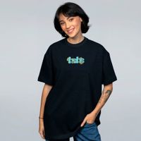 CAMISETA OVERSIZED PRETA - MANIKAS FLOR