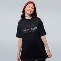 CAMISETA OVERSIZED PRETA - ROSE IN A GRAVEYARD