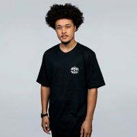 CAMISETA PRETA - POKÉ TRAVESSURAS