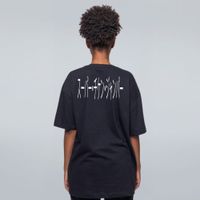 CAMISETA OVERSIZED PRETA - CHICKEN VERMELHA