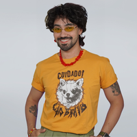 CAMISETA MOSTARDA - CÃO BRAVO