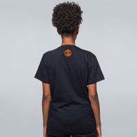 CAMISETA PRETA - PUNIÇÃO