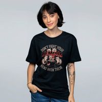 CAMISETA PRETA - READ WITH YOUR DEMONS