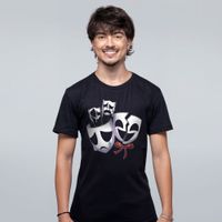 CAMISETA PRETA - A MÁSCARA EM FITAS