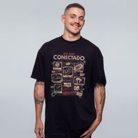 CAMISETA OVERSIZED PRETA - ESTÁ TUDO CONECTADO