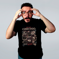 CAMISETA PRETA - ESTÁ TUDO CONECTADO