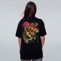 CAMISETA OVERSIZED PRETA - TOKYO TIGER