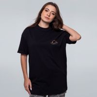 CAMISETA OVERSIZED PRETA - PÕE MAIS CARVÃO