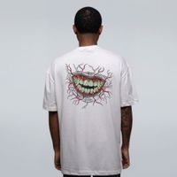 CAMISETA OVERSIZED OFF WHITE - ROSTOS E PEDAÇOS