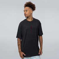 CAMISETA OVERSIZED PRETA - ROSES ARE RED