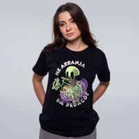 CAMISETA PRETA - ME ARRANJA UM PEDAÇO