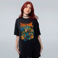 CAMISETA OVERSIZED PRETA - DON'T PANIC