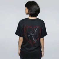 CAMISETA PRETA - CURSED BY CUPID