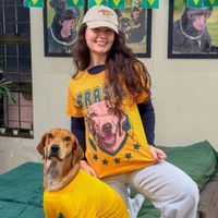 CAMISETA MOSTARDA - CLARINHA DO BRASIL