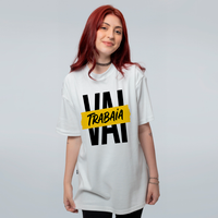 CAMISETA OVERSIZED OFF WHITE - VAI TRABAIA
