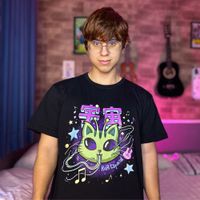 CAMISETA PRETA - ROLÊ ESPACIAL