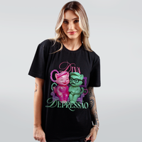 CAMISETA PRETA - GATINHOS NO SOFÁ