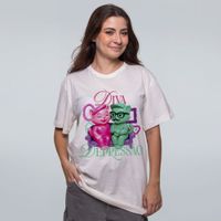 CAMISETA OFF WHITE - GATINHOS NO SOFÁ