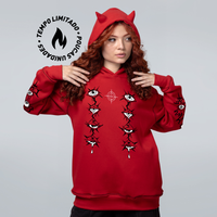 MOLETOM COM CHIFRE VERMELHO E PESPONTO PRETO - QUEBRADO