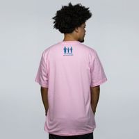 CAMISETA ROSA - É NAS ESTRANHEZAS
