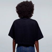 CROPPED OVERSIZED PRETO - TRAVEL STAMPS