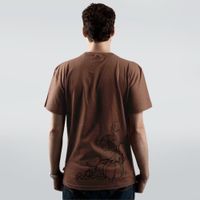 CAMISETA MARROM - MÊS DO MEDO