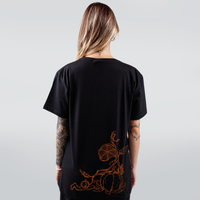 CAMISETA PRETA - MÊS DO MEDO