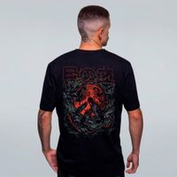 CAMISETA PRETA - KARASU BLOOD MOON
