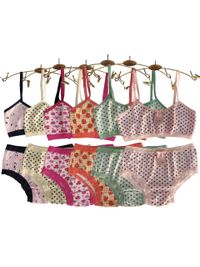 Foto do produto Kit atacado 6 Conjunto de calcinha e top infantil Belinha