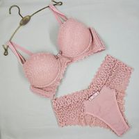 Foto do produto Conjunto Maria com Bojo em Renda Rosé e Calcinha Rendada Fio Duplo no