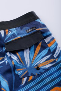 BERMUDA BOARDSHORT RETRÔ FOLHAS PERFORMANCE