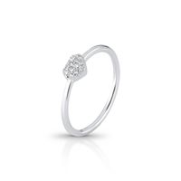 Foto do produto ANEL DE PRATA PAVE CORAÇÃO COM 13 ZIRCONES CRAVEJADOS 22124