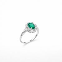 Foto do produto ANEL DE PRATA SOLITARIO FLOR COM ESMERALDA OVAL E ZIRCONES CRAVEJADOS