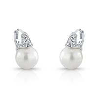 Foto do produto ARGOLA DE PRATA  PÉROLA SHELL DE 12 MM COM 44 ZIRCONES CRAVEJADOS 21746
