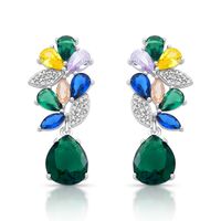 Foto do produto BRINCO DE PRATA CRISTAL FLOR COM GOTA PENDURADA 76 ZIRCONES