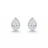 Foto do produto BRINCO DE PRATA SOLITÁRIO GOTA COM ZIRCONIA DE 6 MM EMBUTIDA