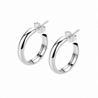 Foto do produto ARGOLA DE PRATA MEIA CANA 15 MM C/ TARRACHA