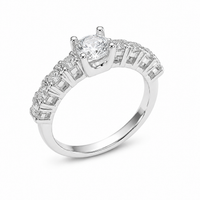 Foto do produto ANEL DE PRATA SOLITARIO RETANGULAR  5 X 4 MM COM BORDA PAVE 501384