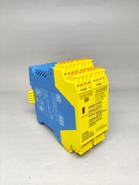 Foto do produto CONTROLADOR LOGICO PROGRAMAVEL DE SEGURANCA, CLP SEGURANCA 24VCC -15 10 RIPPLE 10 CPSW-MC20/6C03